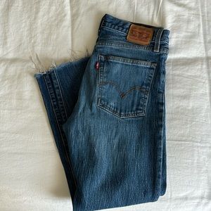 Levi Straight Wedgie Jean